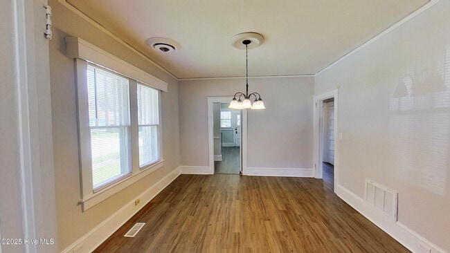 Building Photo - 2426 Princess Pl Dr