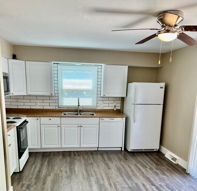 Foto del edificio - 918 Badger Ln