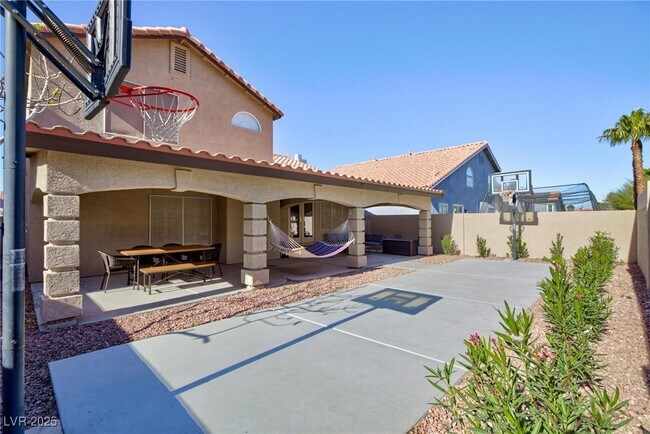 Building Photo - 9762 Silver Dusk Ct