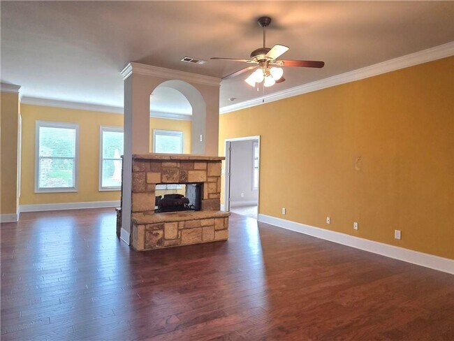 Building Photo - 4138 Two Bridge Dr