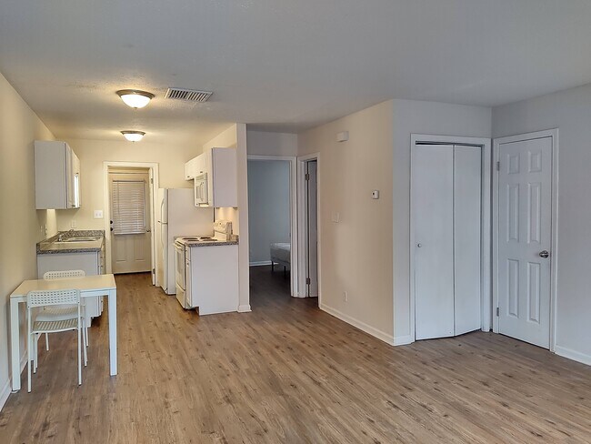 Building Photo - 110 Horizon River Dr