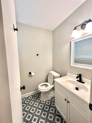 Foto del edificio - 1322 Shorecrest Dr