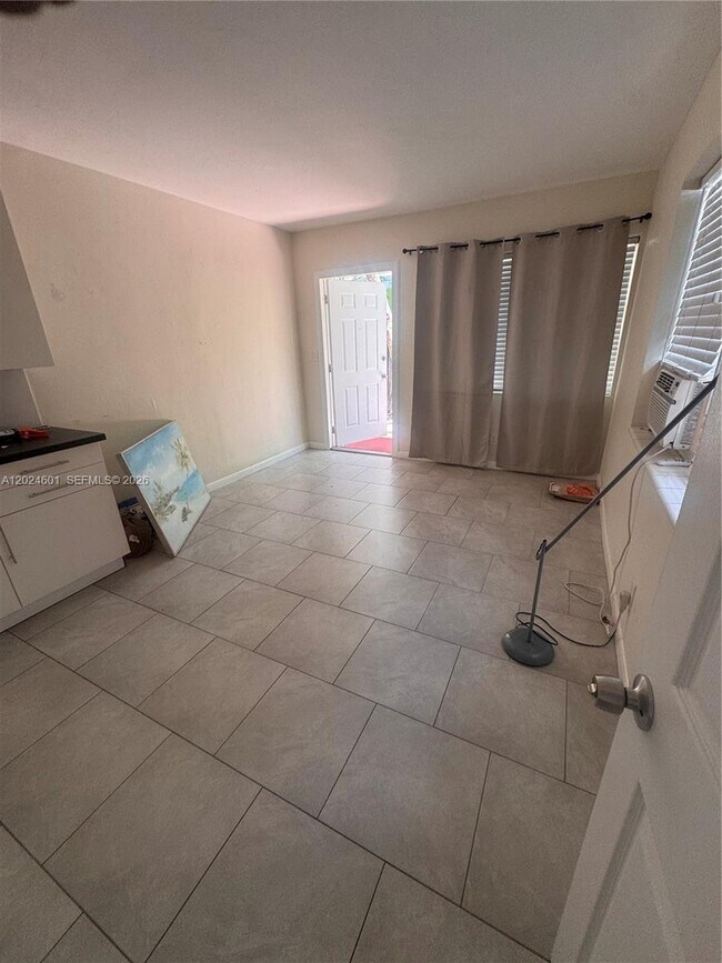 Foto del edificio - 2900 N Ocean Blvd