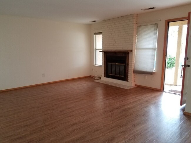 Foto del edificio - Cute 3 bedroom in Dinuba