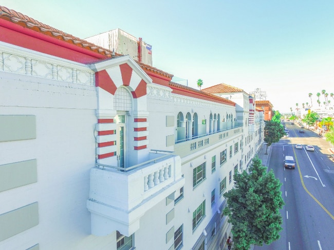 Building Photo - 3550 W 6th St