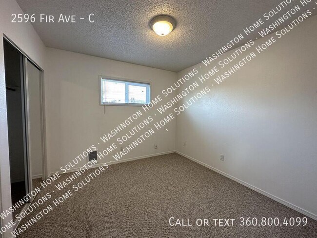 Building Photo - 2596 Fir Ave