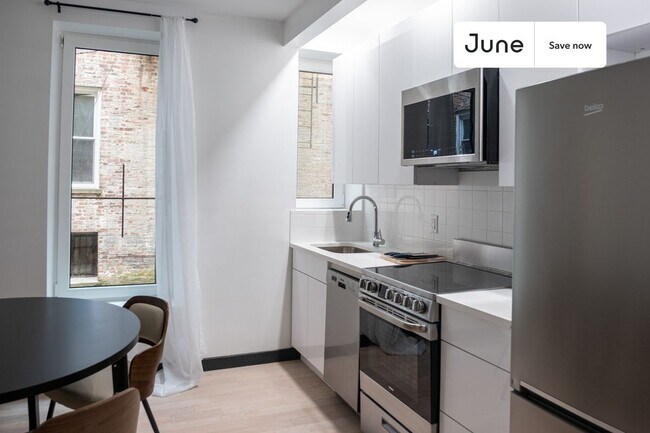 Foto del edificio - 624 E 17th St