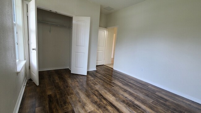Foto del edificio - 2470 Marshfield Preserve Way