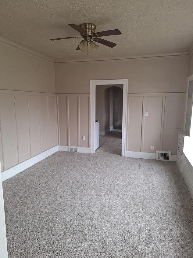 Foto principal - 3438 E 140th St