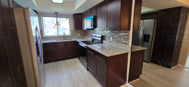 Foto del edificio - 42206 Toddmark Ln