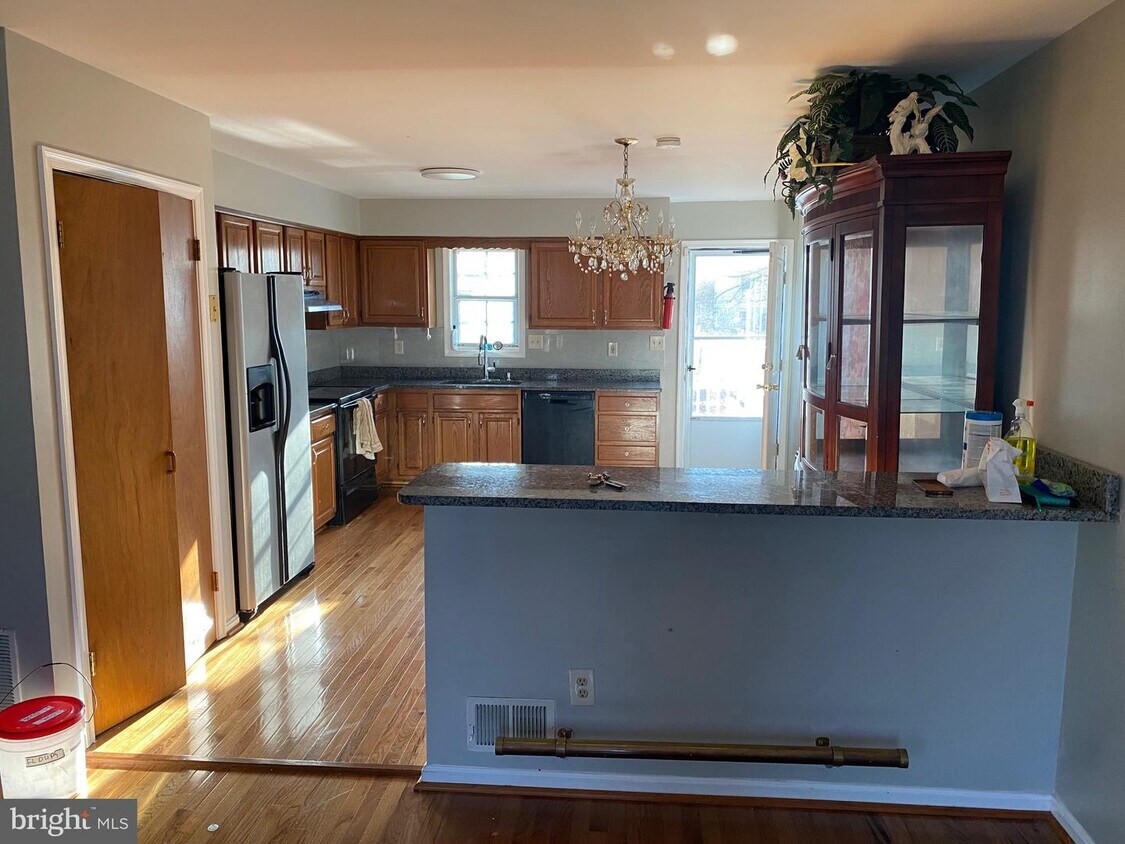 Foto principal - 8515 Spruce Hill Dr