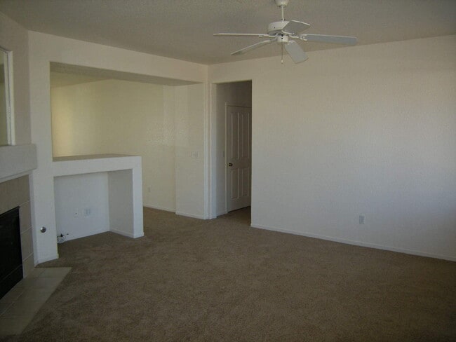 Building Photo - 2145 Beaujolais Ct