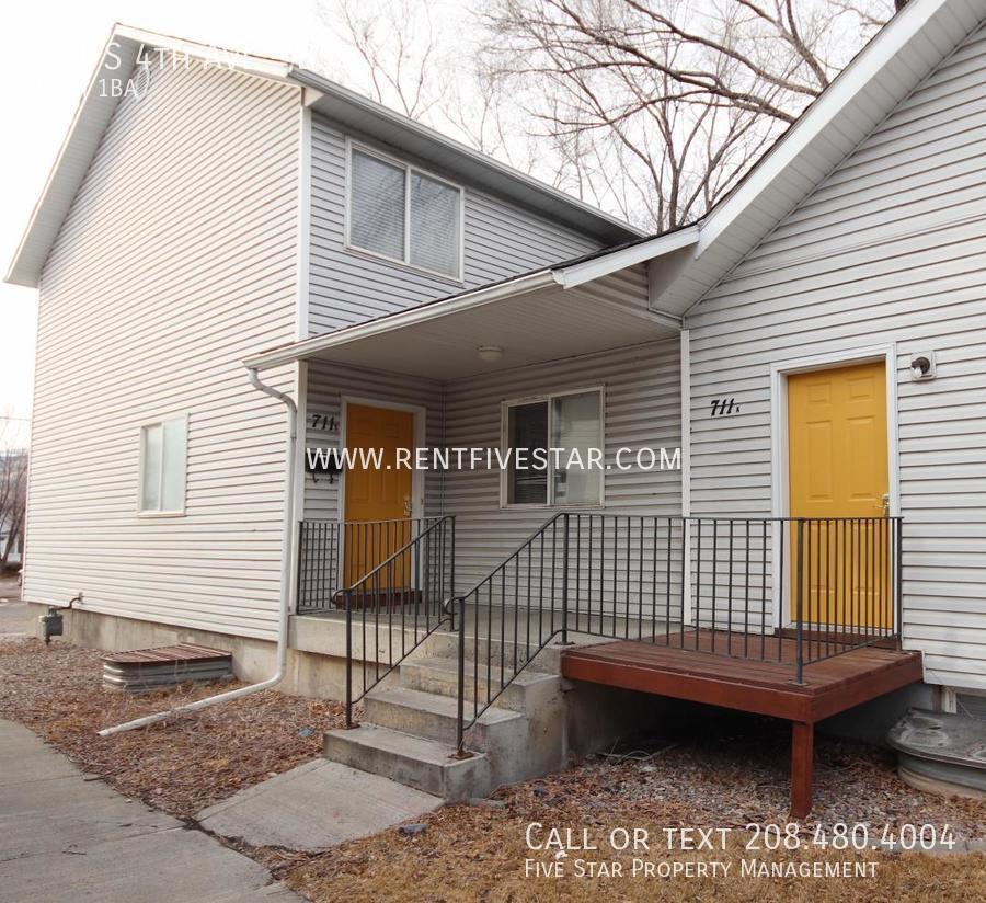 Primary Photo - Male Student Housing Room! Visit rentfives...