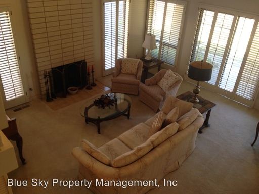 Building Photo - 742 N Silvervale Dr