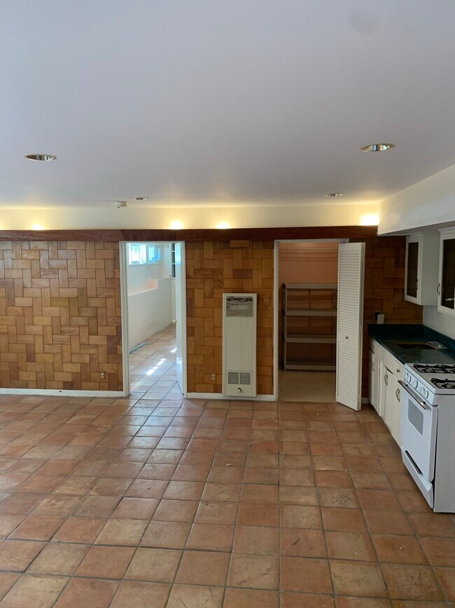 Main room with kitchen area and pantry - 1045 14th St