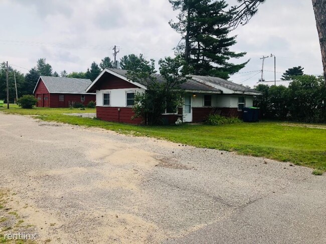 Building Photo - 2 br, 1 bath House - 849 S Lakeshore Dr