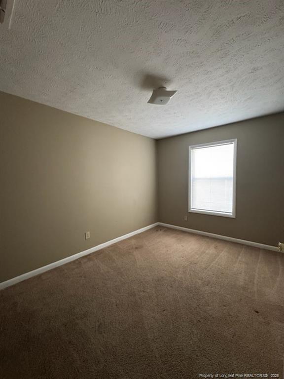 Foto del edificio - 6801 Willowbrook Dr