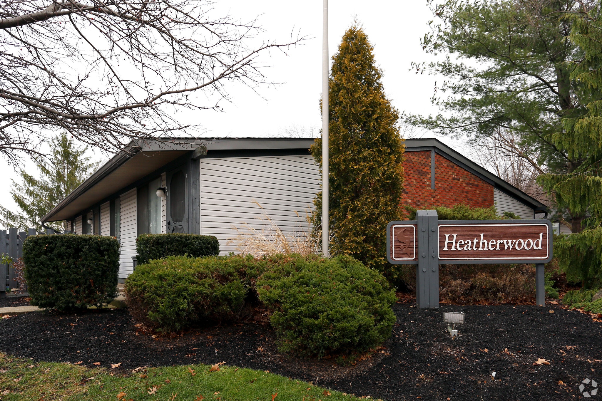 Heatherwood of Ravenna – photo 1 of 29