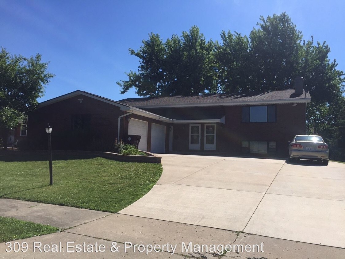 Foto principal - 7110 N Rockvale Dr