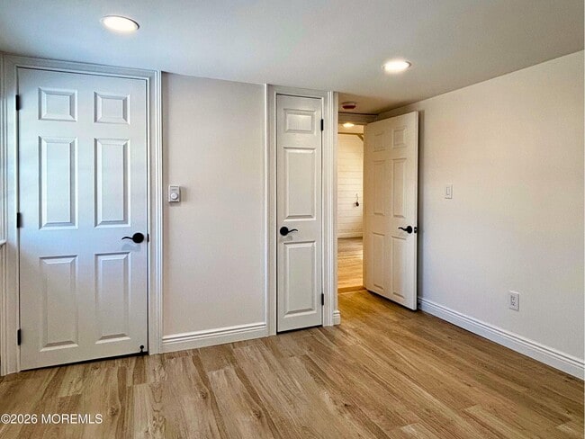 Foto del edificio - 2364 E Hurley Pond Rd