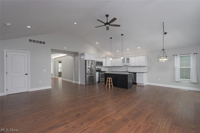 Foto del edificio - 15335 Knox Cir