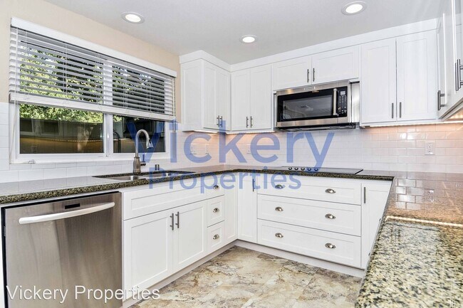 Building Photo - 3 br, 2.5 bath House - 130 Northcreek Circle