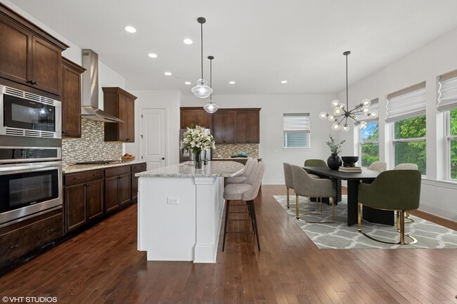 Foto del edificio - 1434 Somerset Pl