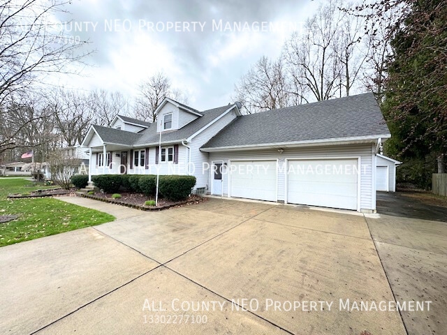 Building Photo - 7068 Clingan Rd