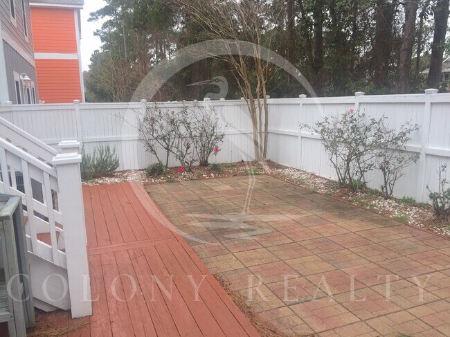 Foto del edificio - 1200 Argus Rd