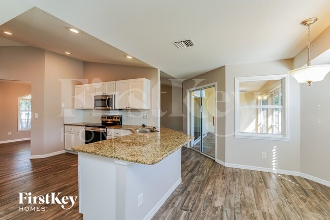 Foto del edificio - 1821 NW 23rd Ave