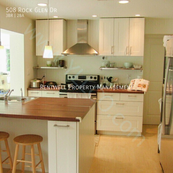 Foto del edificio - 508 Rock Glen Dr