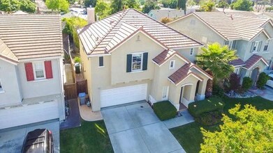 Building Photo - 2903 Stallion Way