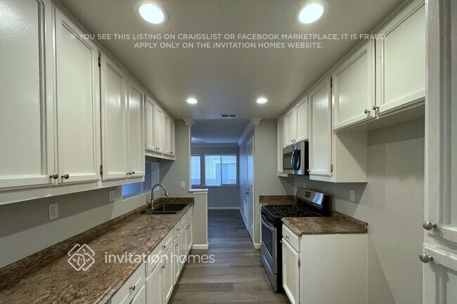 Foto del edificio - 2522 Mankas Blvd