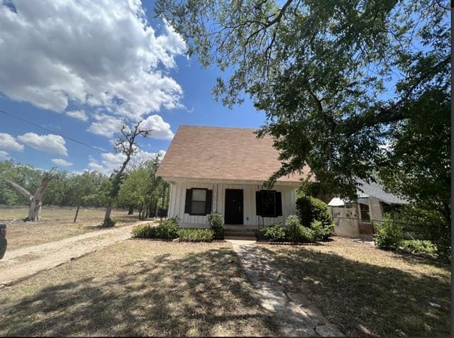 Building Photo - 361 College Dr