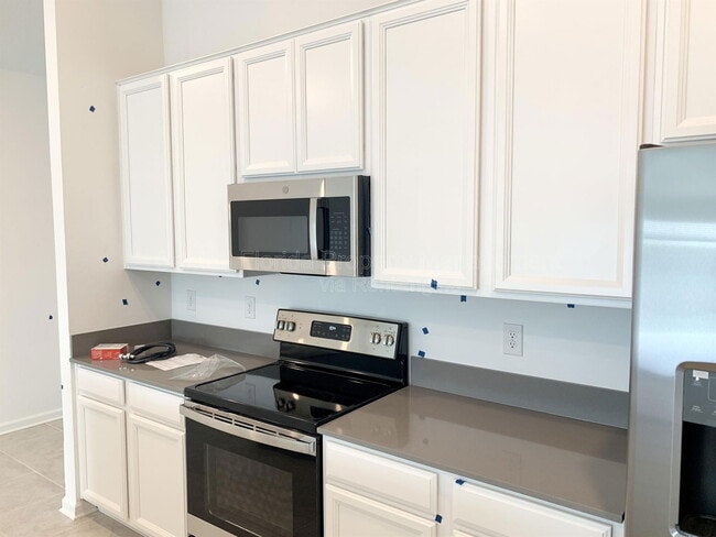 Building Photo - 125 Pineywoods St