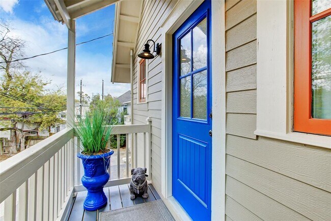 Foto del edificio - 1841 Cortlandt St