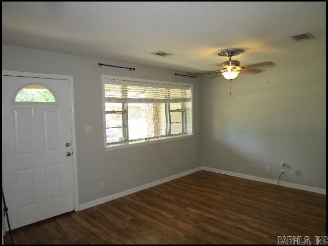 Foto del edificio - 25 Oak Meadows Dr
