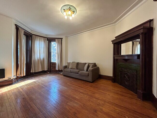 Foto del edificio - 909 Summit Ave