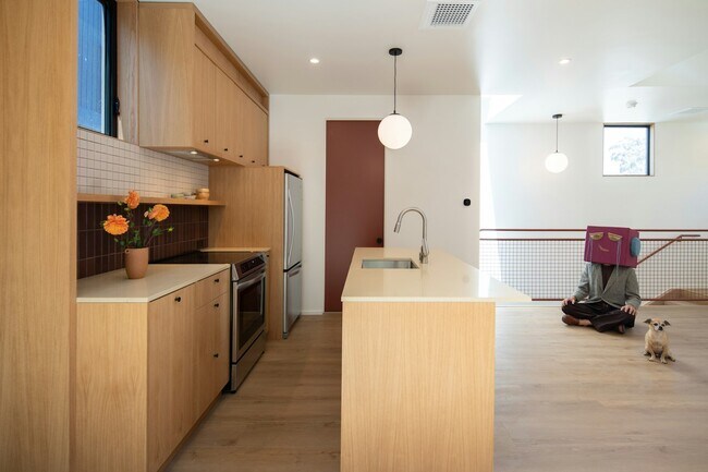 Foto del edificio - 3674 Godsall Ln