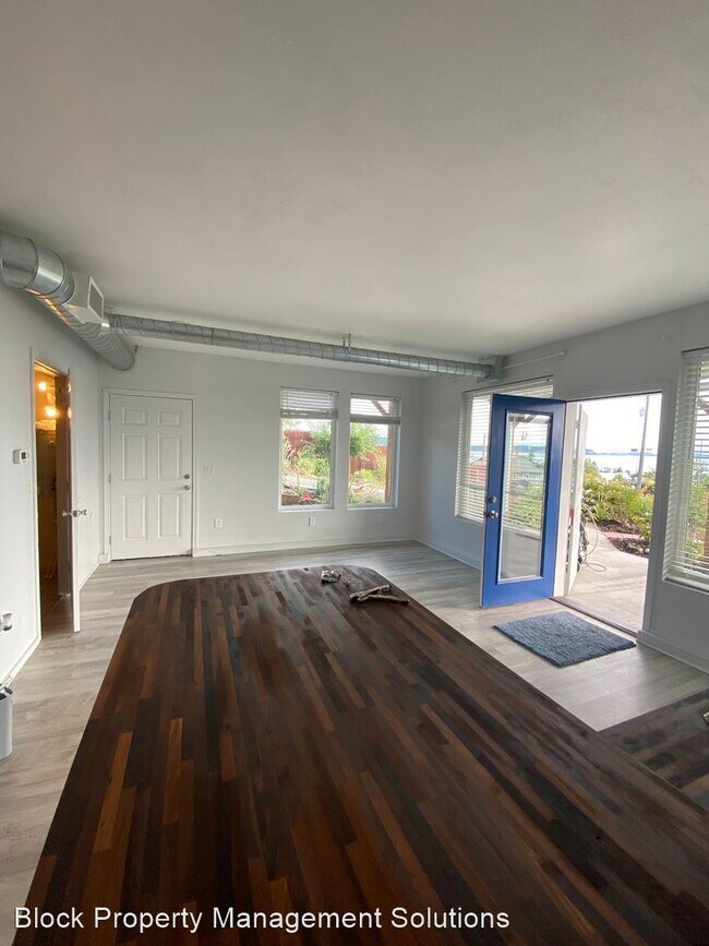 Foto del edificio - 2 br, 1 bath House - 1450 Country Club Dr
