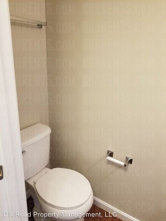 Building Photo - 3 br, 2.5 bath House - 110 Day Place,