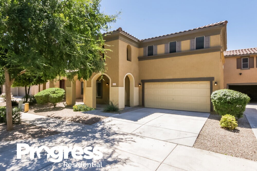 Primary Photo - 21157 E Stonecrest Dr