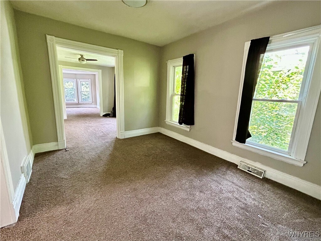 Foto del edificio - 499 West Ave