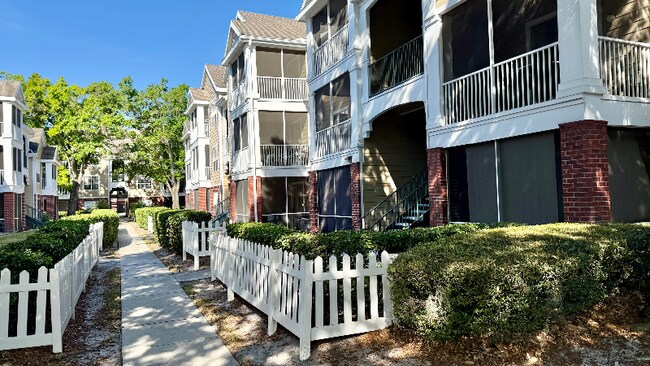 Photo - 8300 Elm Park Dr Apartment
