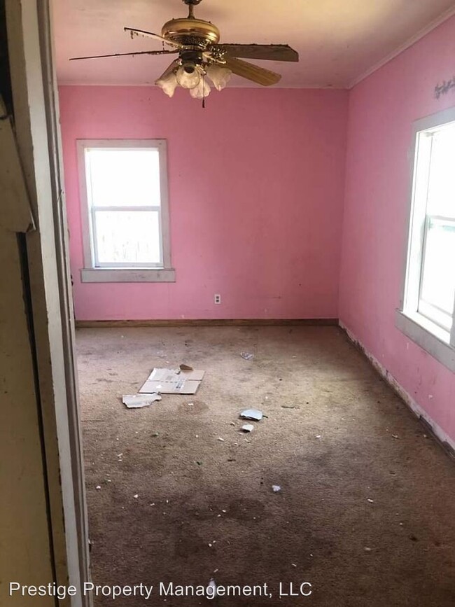 Foto del edificio - 3 br, 2 bath House - 906 N Adams Ave