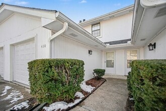 Building Photo - 410 NW Nottingham Ln