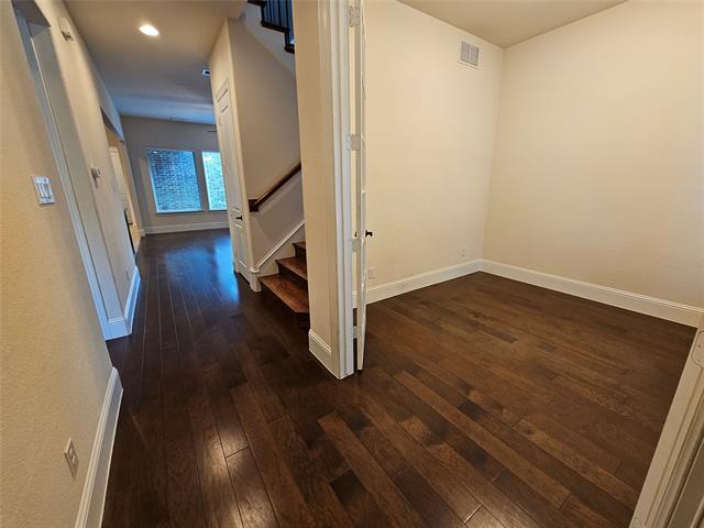 Building Photo - 3009 Hurstwood Dr