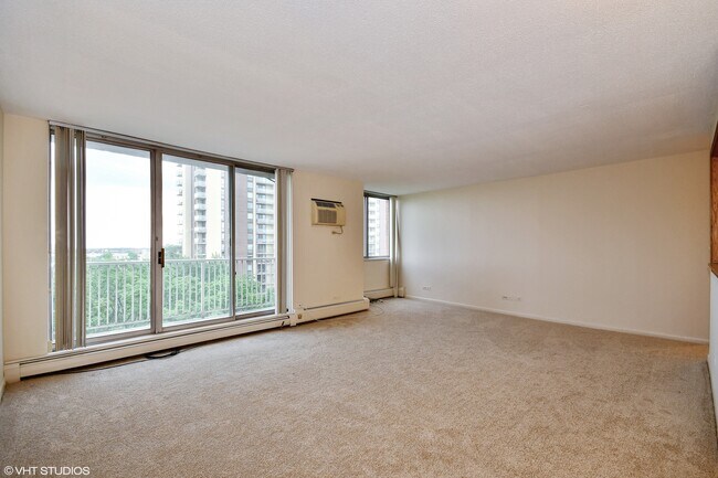Building Photo - 2211 S Highland Ave
