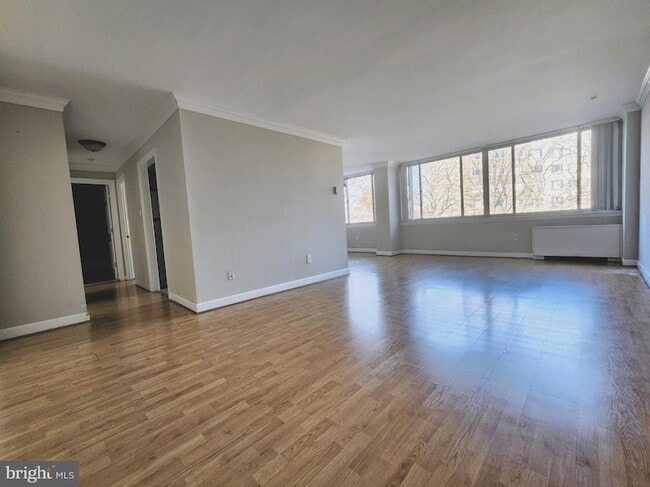 Photo - 5565 Columbia Pike Apartment