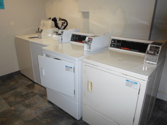 Common Area - 12720 Burbank Blvd